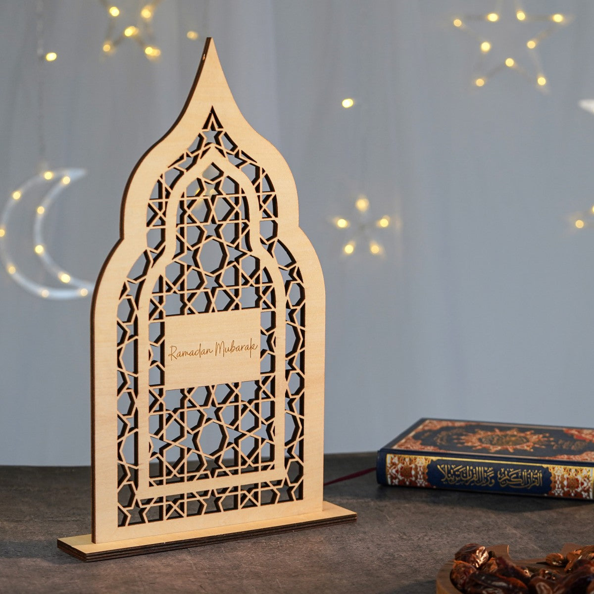 Ramadan & Eid Al-Fitr Wooden Door Wreath & Table Display - English